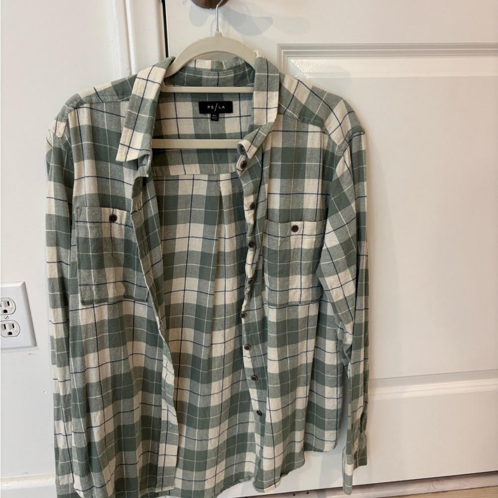 PacSun Green and Cream Plaid Button Down Shirt